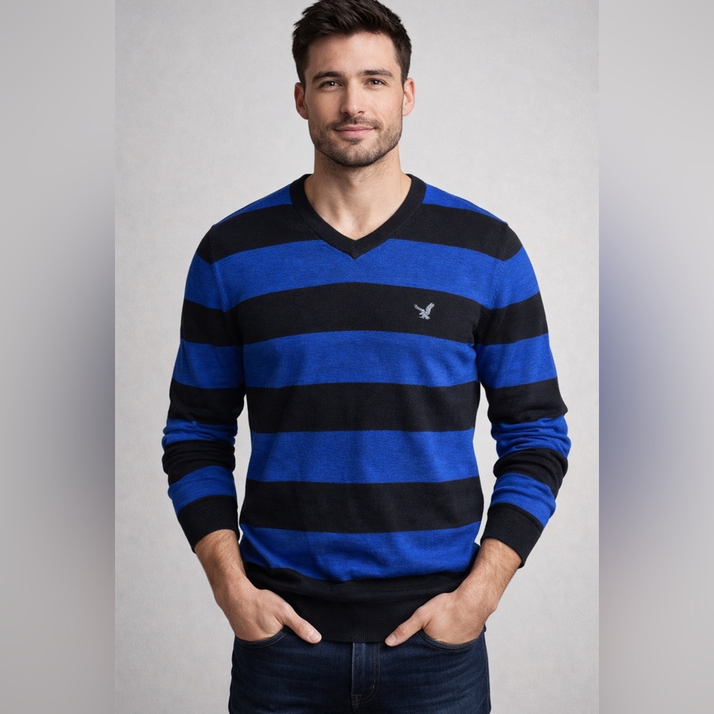 American Eagle Outfitters s men’s sz Medium sweater or good women’s Large